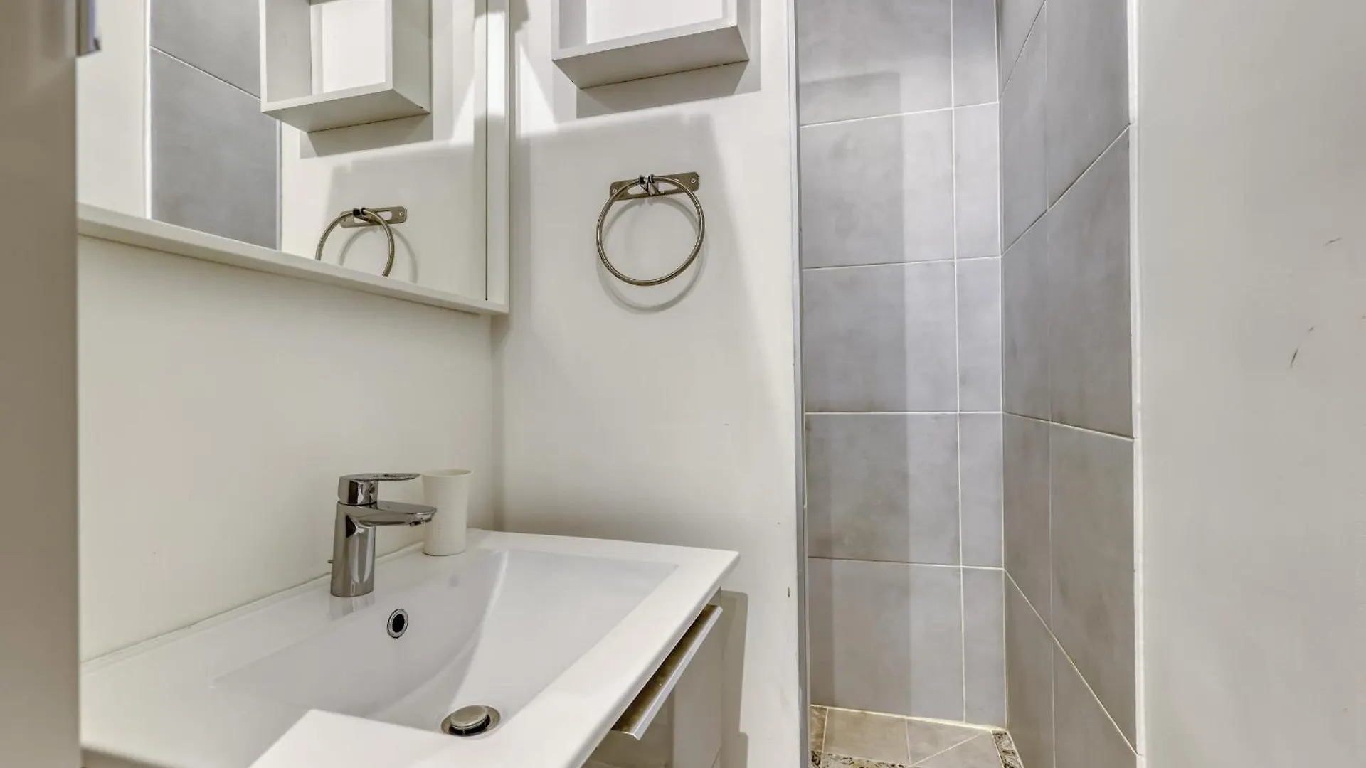 Apartamento Tranquil Heaven Up To 4 Guests - Heart Of Paris 07