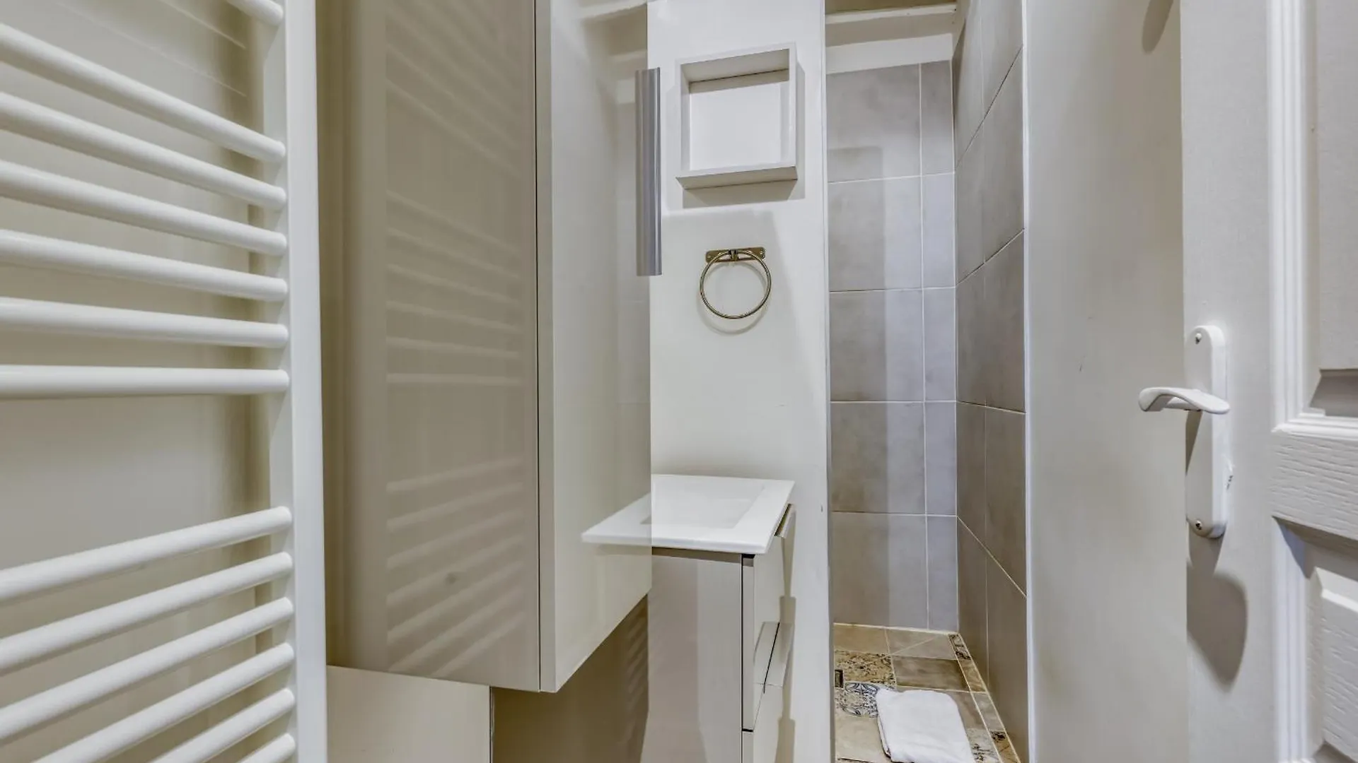 Tranquil Heaven Up To 4 Guests - Heart Of Paris 07 Apartment